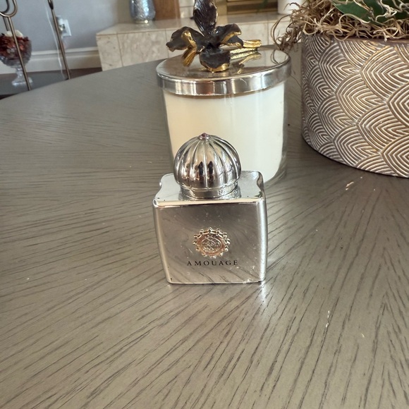 AMOUAGE Reflection Eau de Parfum - Picture 3 of 4